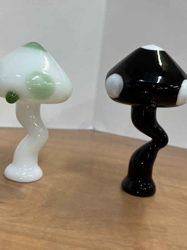 VP6022 Mushroom Glass Pipe